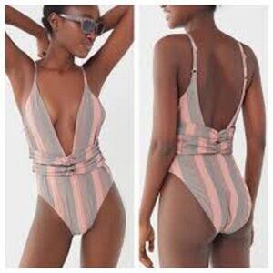 Urban Outfitters Out from Under Cici Knotty One-Piece Swimsuit XL Ivory Pink NEW
